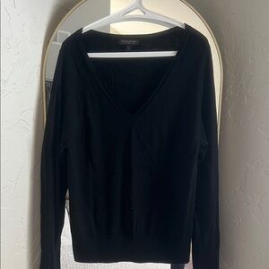Banana Republic Women's Black V-Neck Sweater